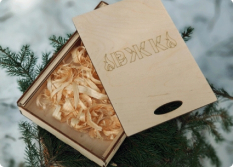 Коробка-пенал для подарков или хранения